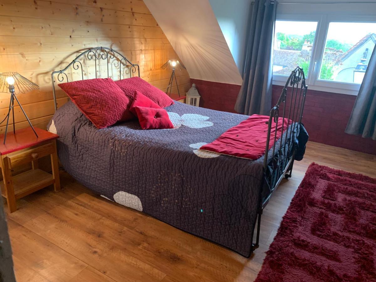 Le Nid Perche Bed & Breakfast Saint-Sauveur-en-Puisaye Exterior foto
